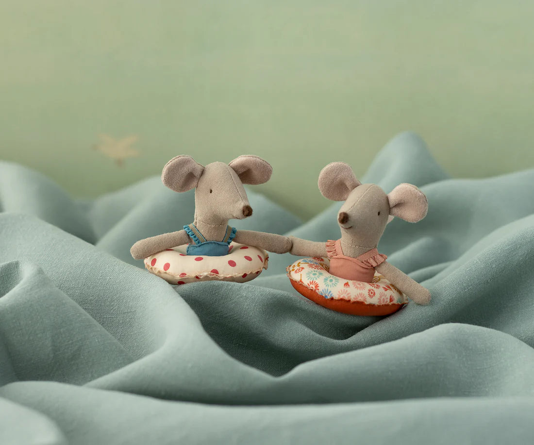 Strandmaus & Luftmatratze, Kleine Schwester - Bunte Punkte, Maileg