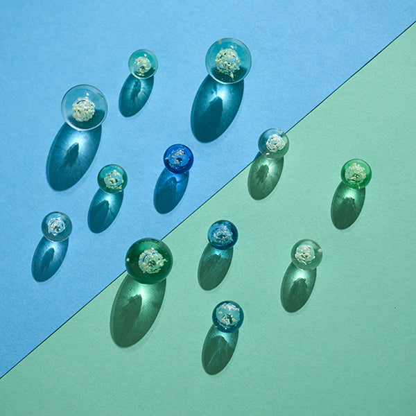 Magische Murmeln, blau – Glow in the Dark, 12 Stück in Geschenkverpackung